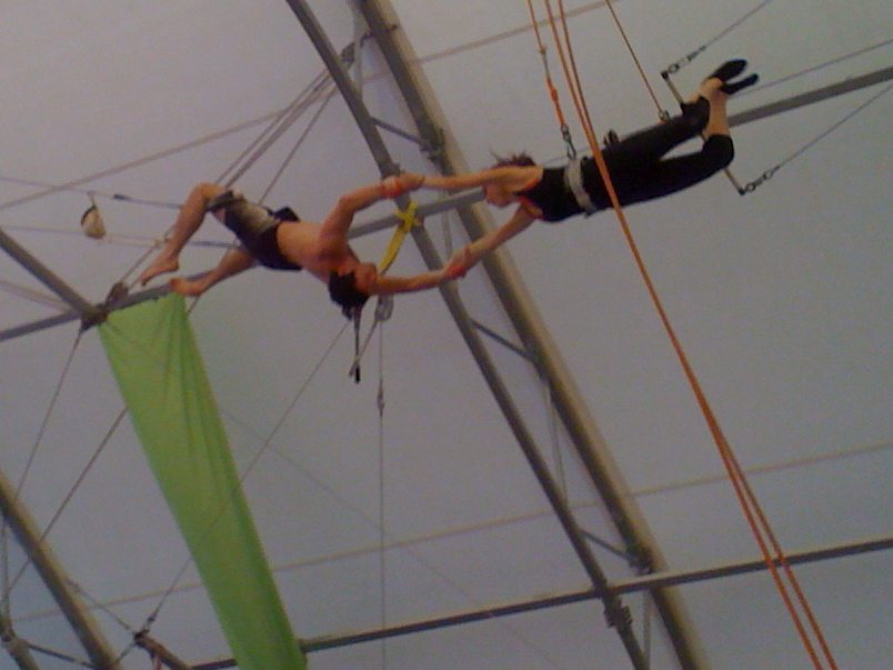 Maya_Elhalal_Flying_Trapeze
